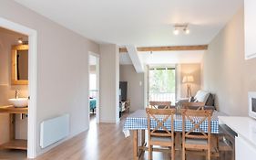 New Construction Penthouse With Pool And Wifi